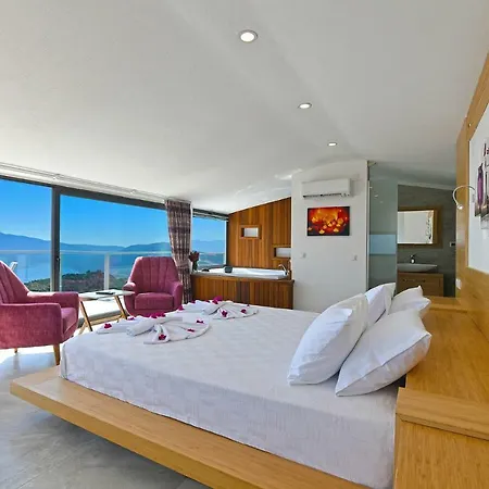 Villa Sleeps 6 Pool Air Con Wifi