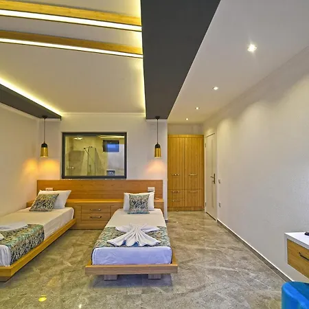Sleeps 6 Pool Air Con Wifi Kalkan