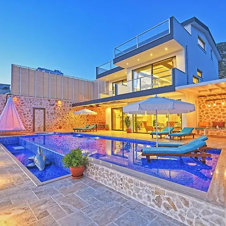 Sleeps 6 Pool Air Con Wifi Villa