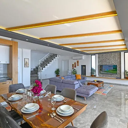 Villa Sleeps 6 Pool Air Con Wifi Kalkan