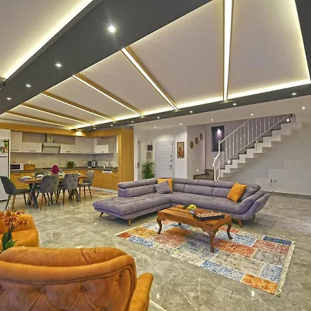 Villa Sleeps 6 Pool Air Con Wifi Kalkan